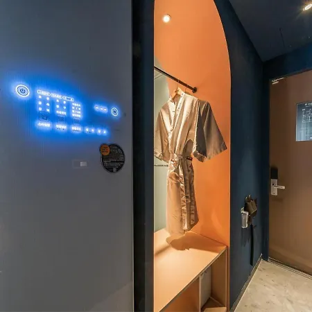 Busan Daeyeon Mute Hotel