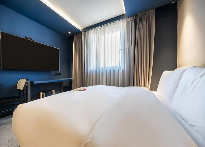 Hotel 부산 대연동 뮤트호텔 *