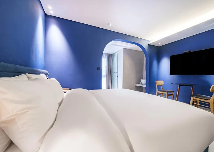 Daeyeon Mute Hotel